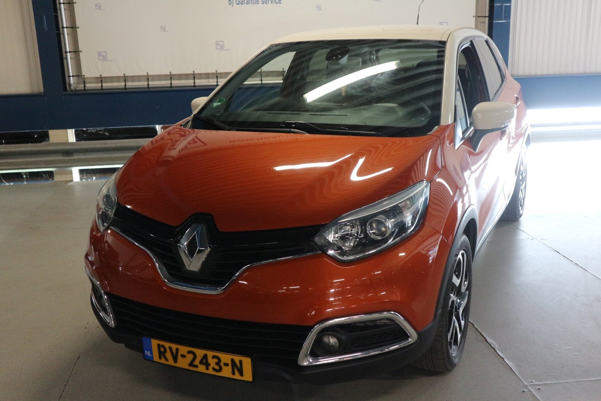 Renault Captur 1.2 TCe Dynamique / AUTOMAAT / LEES TEKST !, Euro 5, 4 cilinders, Bruin, 19 km/l