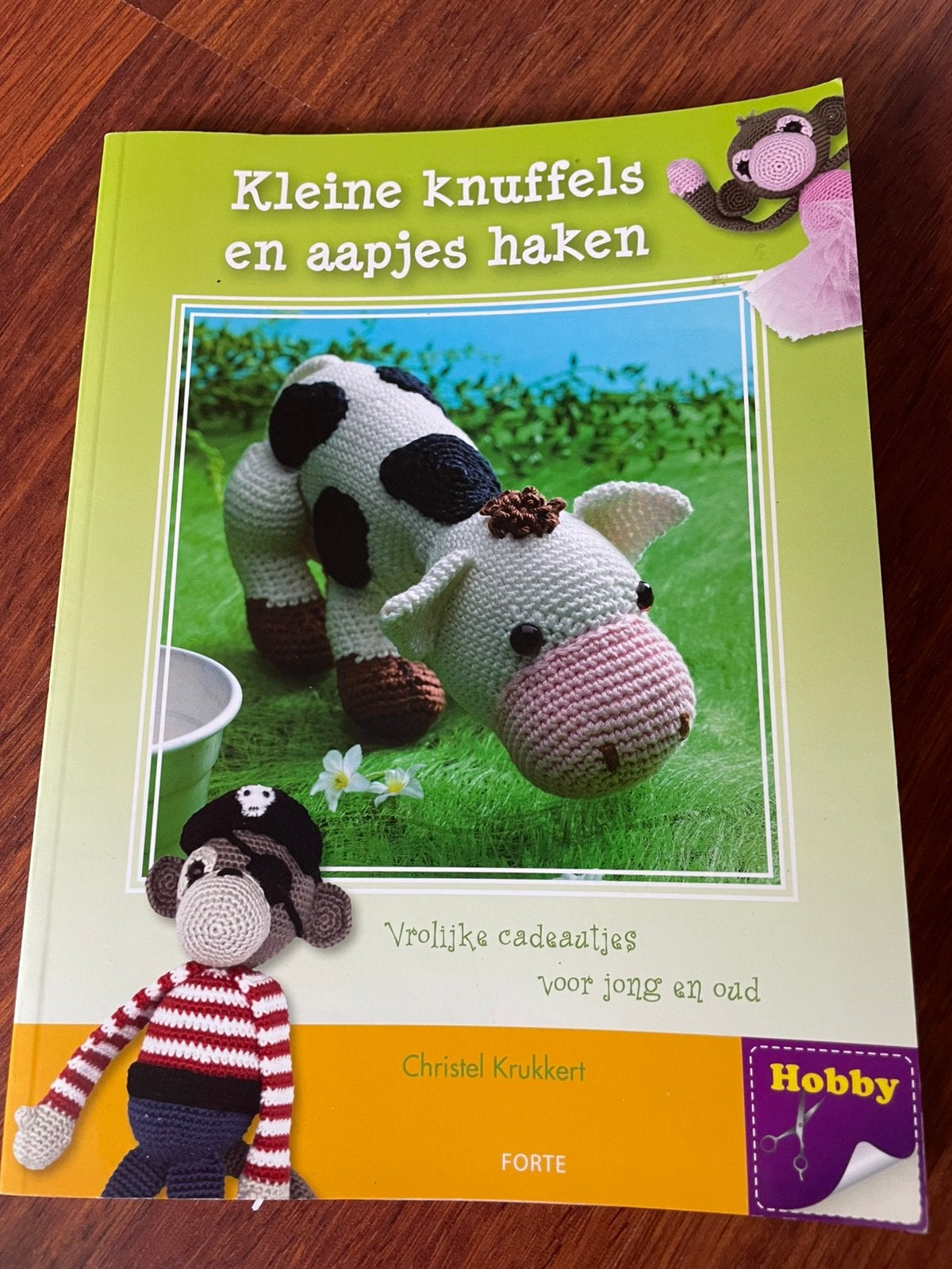 Kleine knuffels en aapjes haken, Hobby en Vrije tijd, Ophalen, Zo goed als nieuw, Haken, Patroon of Boek