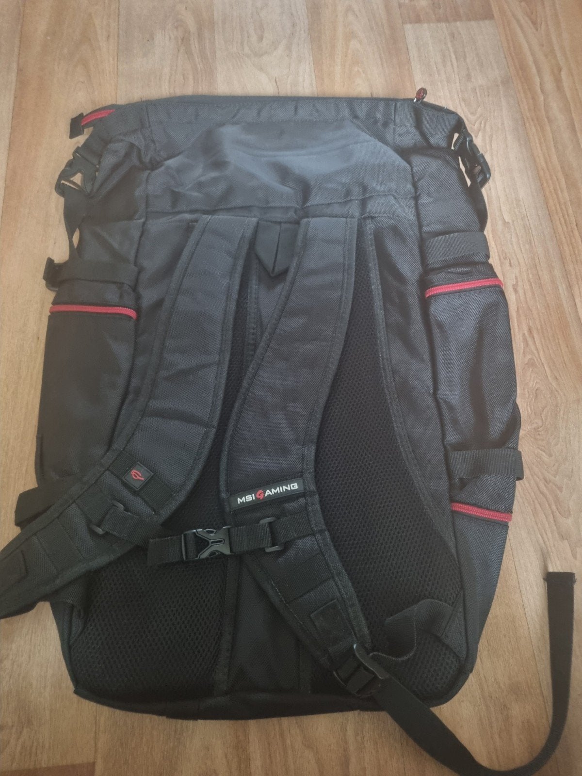 MSI Gaming Laptop Rugzak - Zwart met Rode Accenten, Ophalen of Verzenden, Nieuw, Zwart, MSI