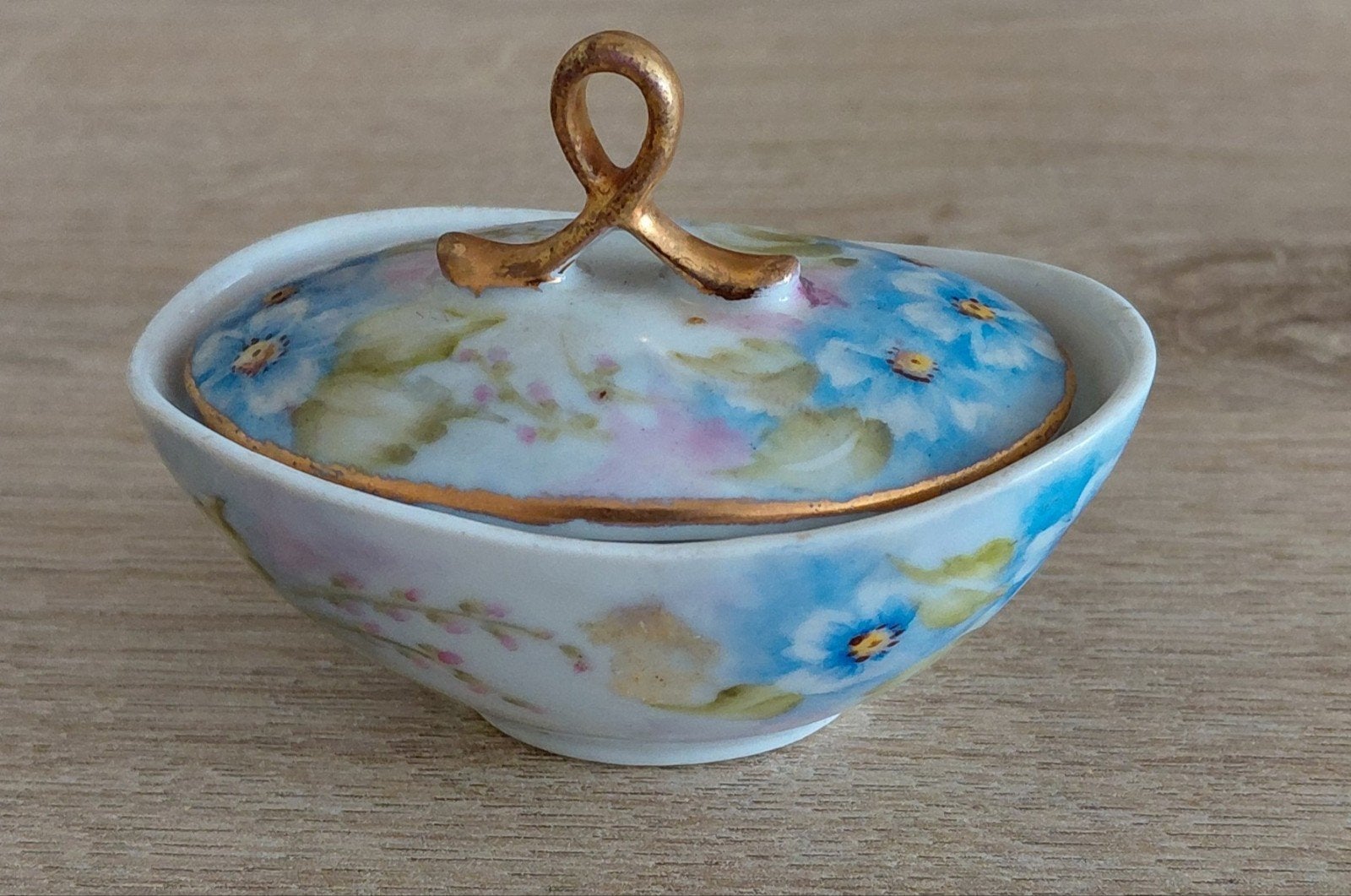 Handgeschilderd porselein, klein voor zoetjes e.c., Ophalen of Verzenden