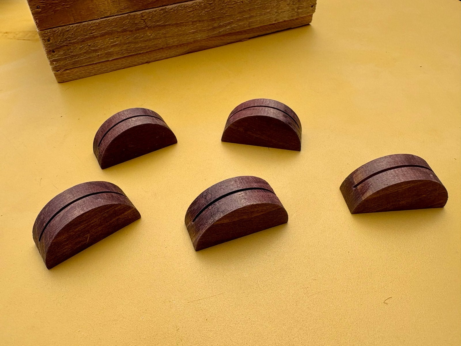 Menukaart houdertjes hout - 19 stuks, Minder dan 50 cm, Rond, Minder dan 50 cm, Ophalen of Verzenden