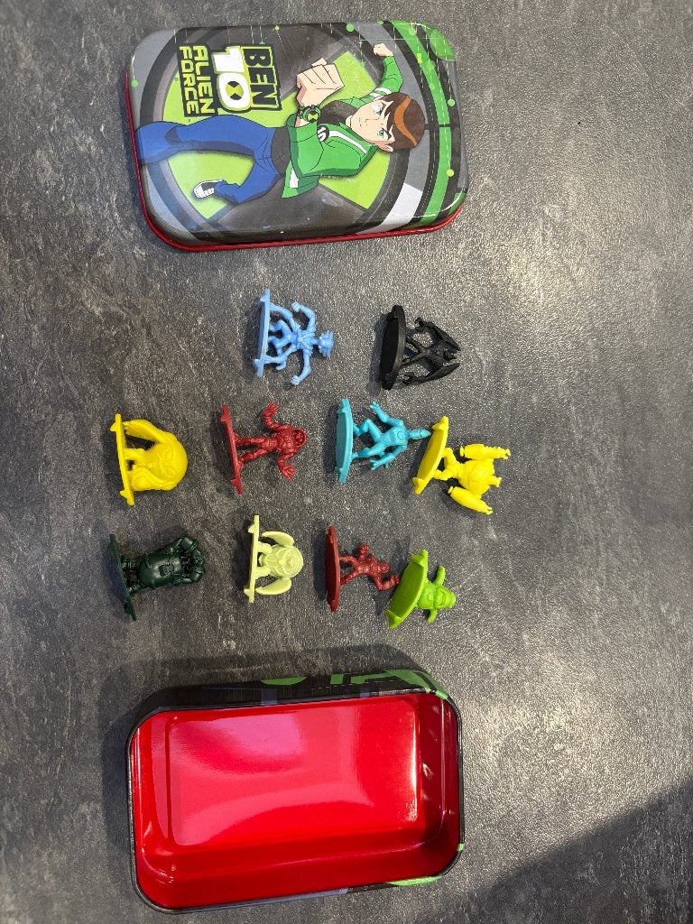 Ben 10 Alien Force doosje met 10 figuren, Avontuur en Actie, Gebruikt, 1 speler, Ophalen of Verzenden