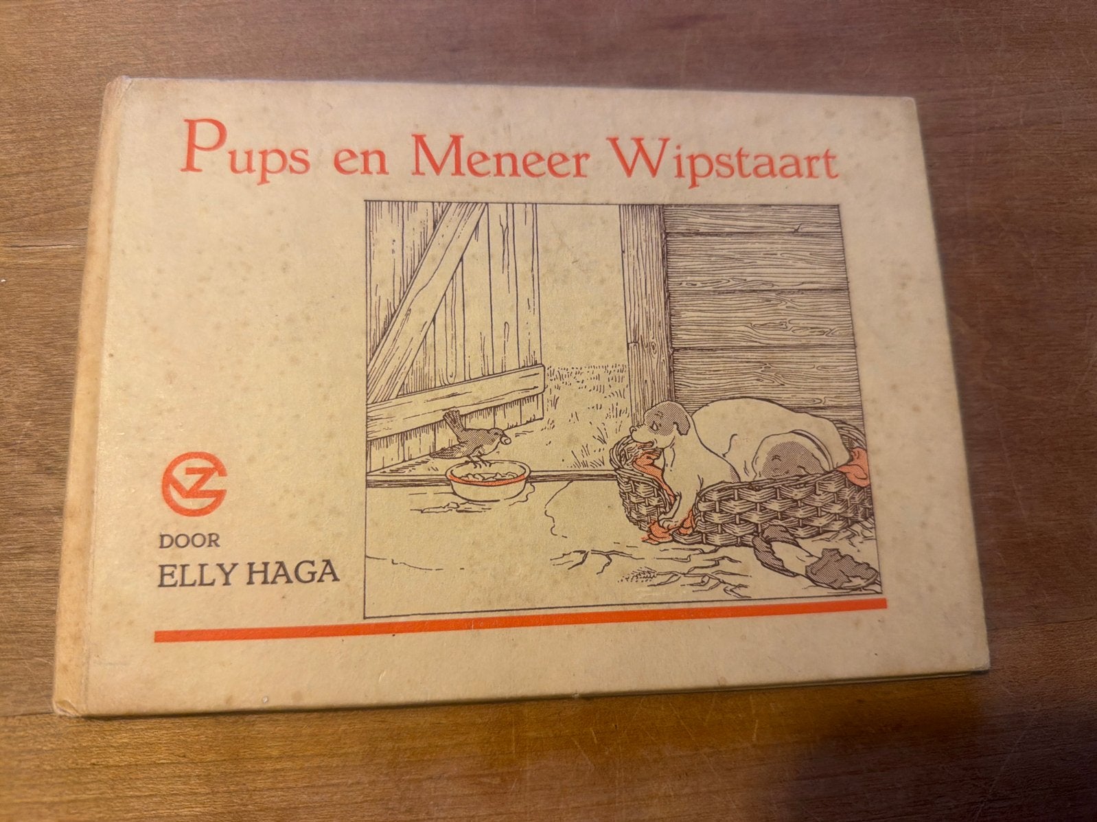 Pups en Meneer Wipstaart - Elly Haga, Ophalen of Verzenden, Gelezen, Fictie algemeen