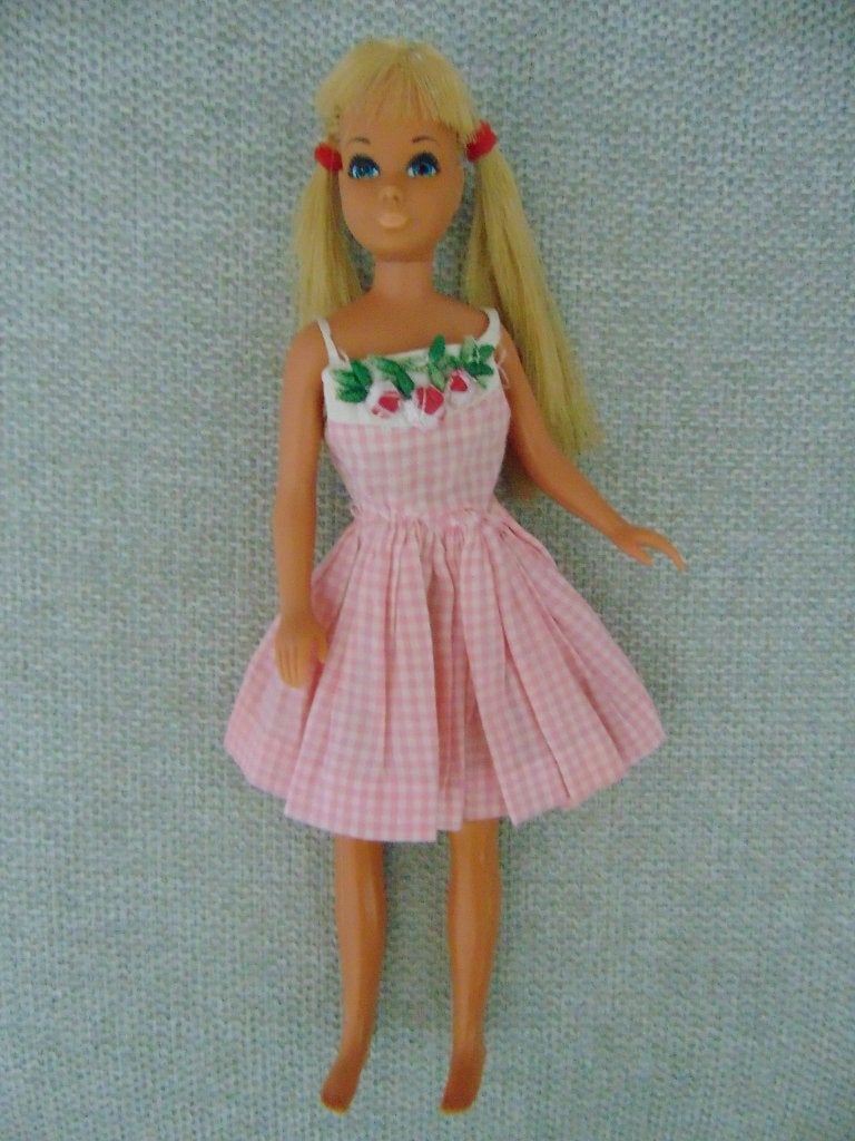 Geklede goede Skipper Barbie jaren 60/70, Verzamelen, Poppen, Ophalen of Verzenden, Gebruikt, Pop