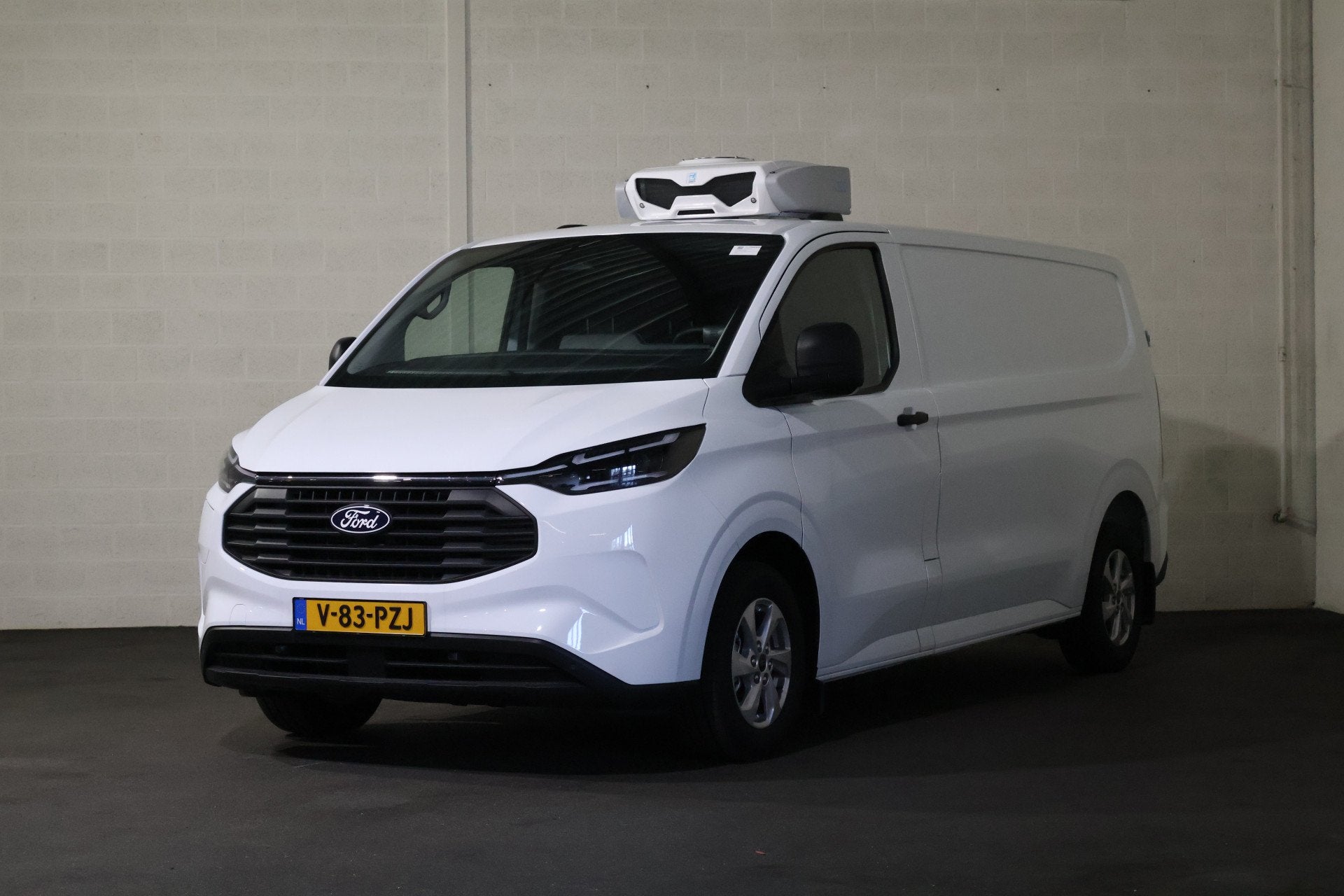Ford Transit Custom 2.5 PHEV L2 H1 Trend Koelwagen (Wordt ve, Auto's, Stof, Gebruikt, 4 cilinders, Wit