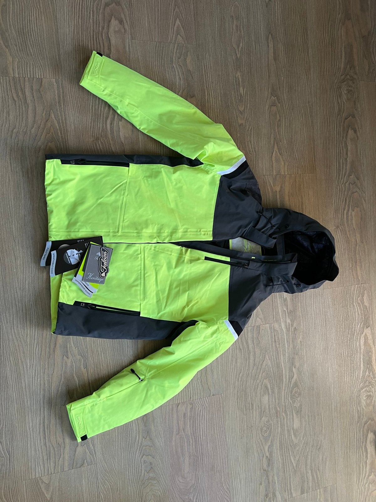 Nieuwe Wehkamp Falcon ski-jack - Geel/Grijs - Maat XL, Ophalen of Verzenden, Nieuw, Maat 46/48 (XL) of groter, Jack