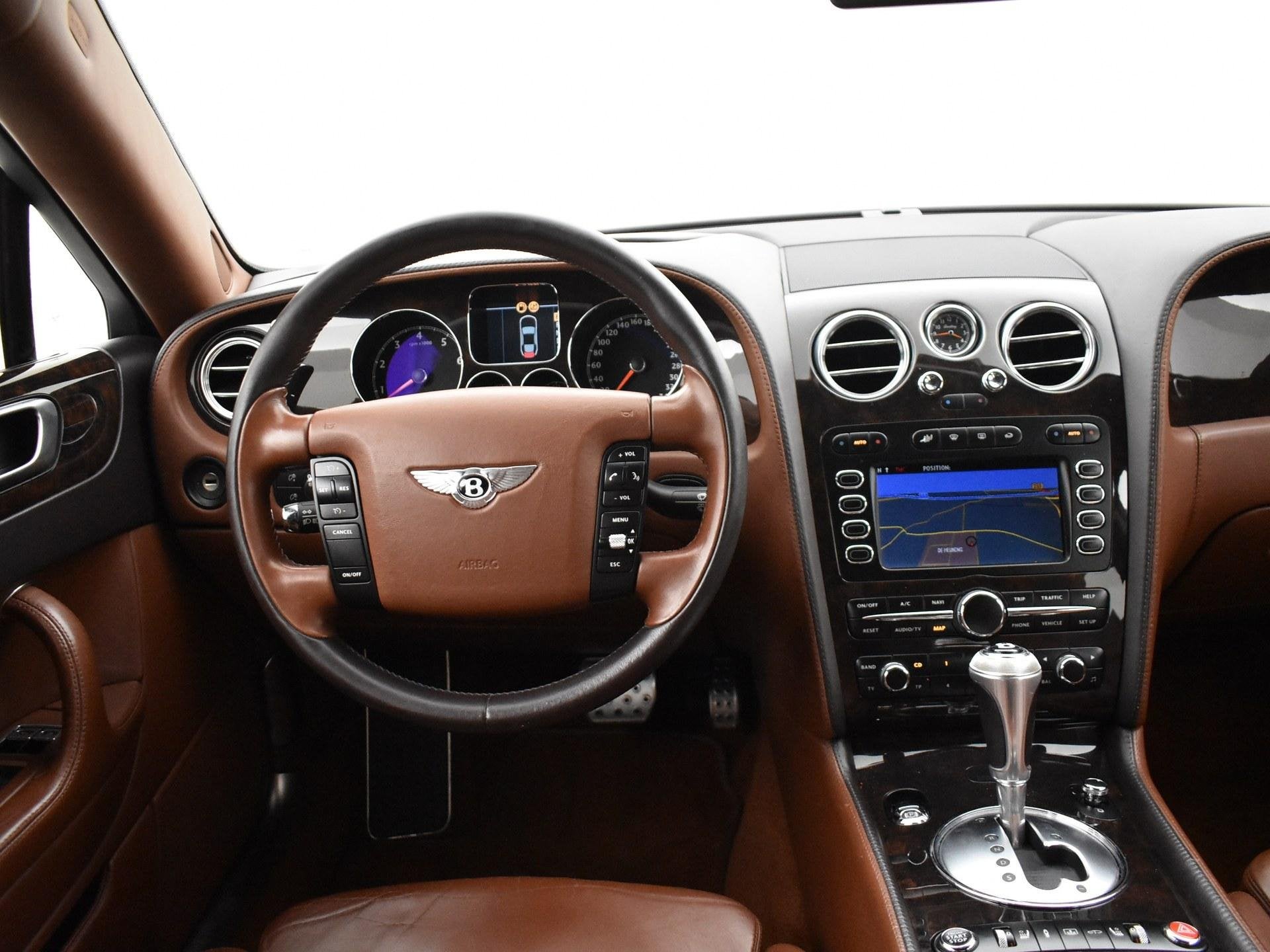 Bentley Continental Flying Spur 6.0 W12 560 PK + SCHUIFDAK /, Auto's, Bentley, Automaat, Gebruikt, 12 cilinders, Leder