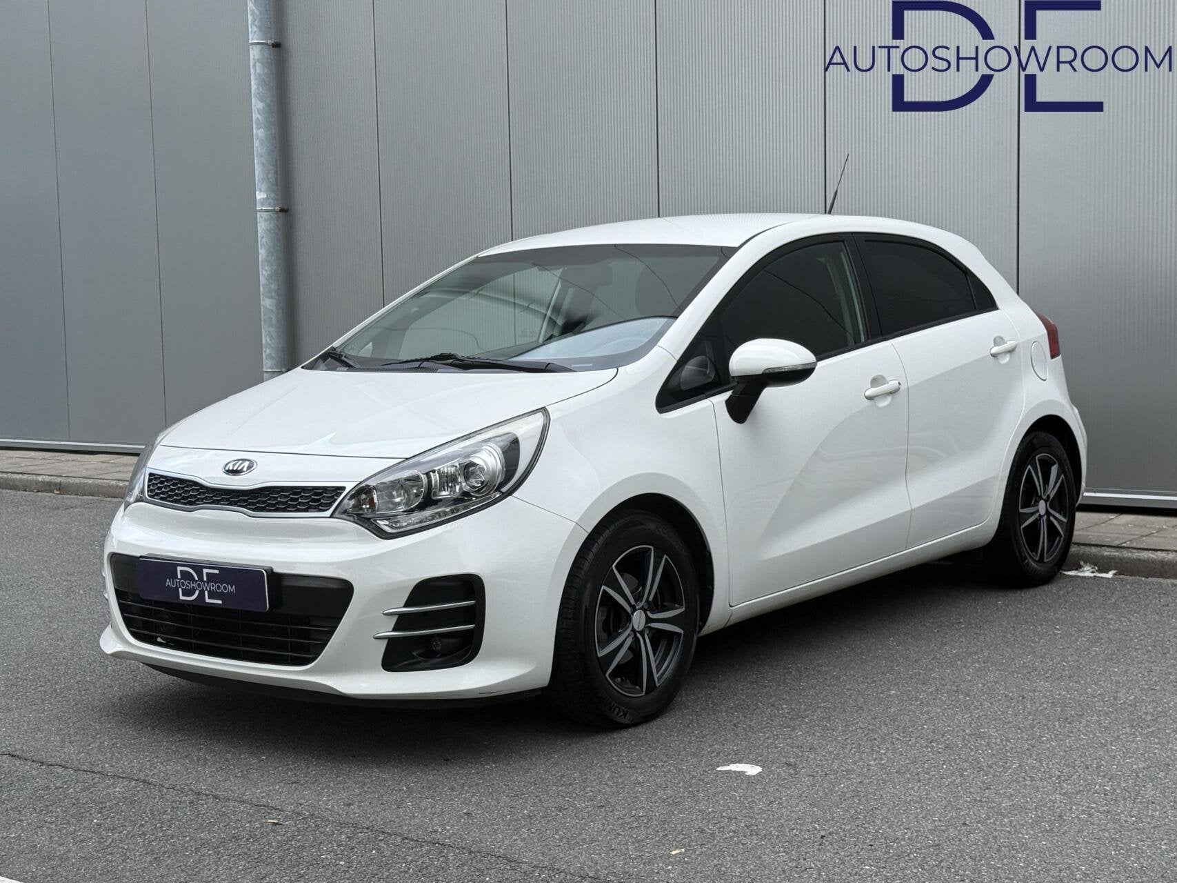 Kia Rio 1.2 CVVT DynamicLine | Navi | Camera | Stoelverwarmi, 1027 kg, 40 €/maand, 4 cilinders, Met garantie (alle)