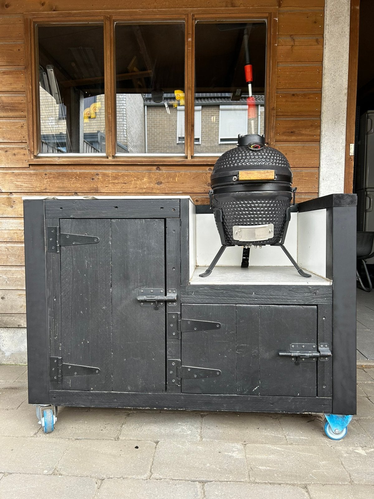 Buitenkeukentje met kamado mini, Ophalen, Gebruikt, Houtskool, Vrijstaand