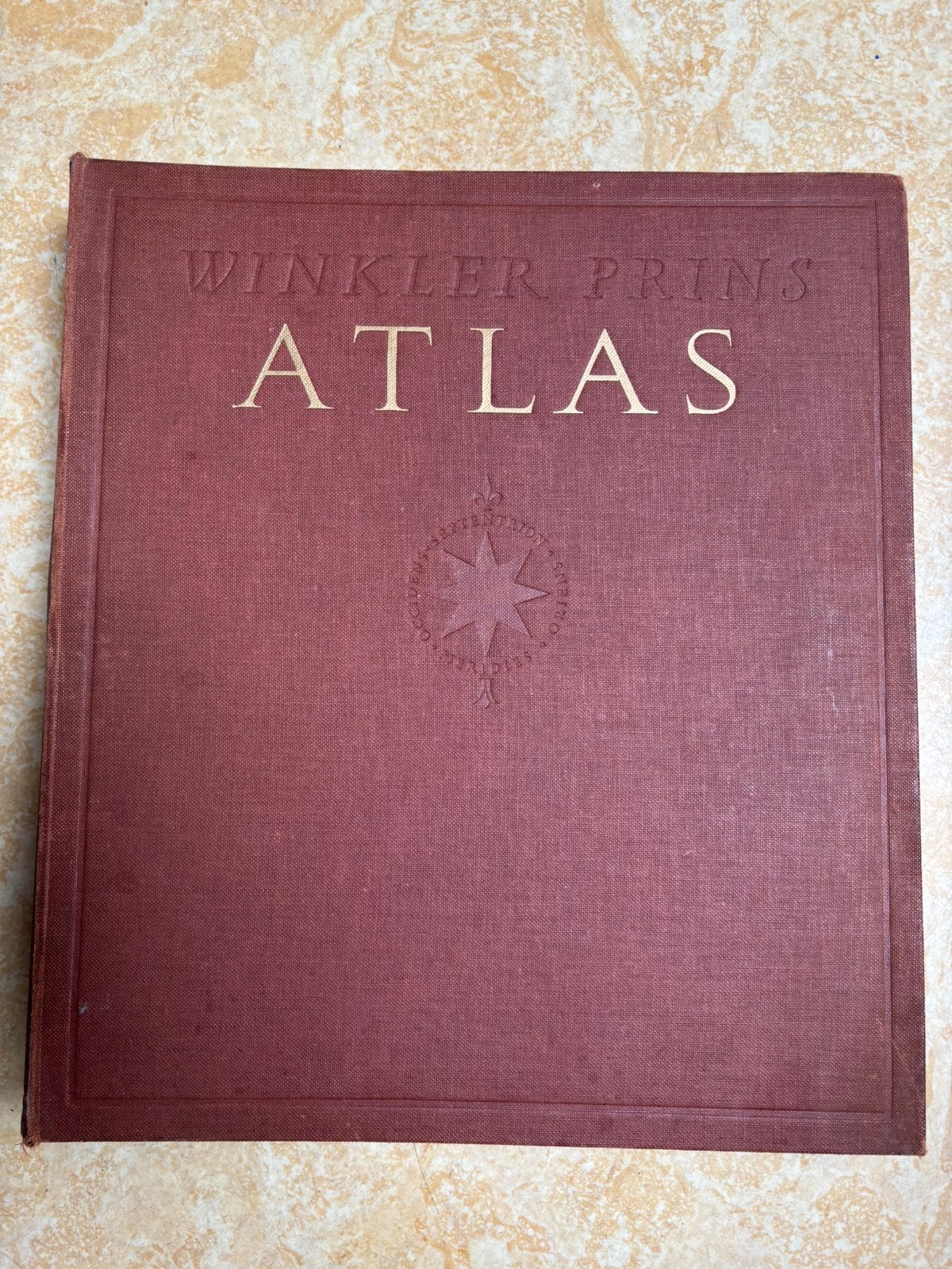 Winkler Prins Atlas 1950, Gelezen, Overige atlassen, Ophalen of Verzenden, 1800 tot 2000