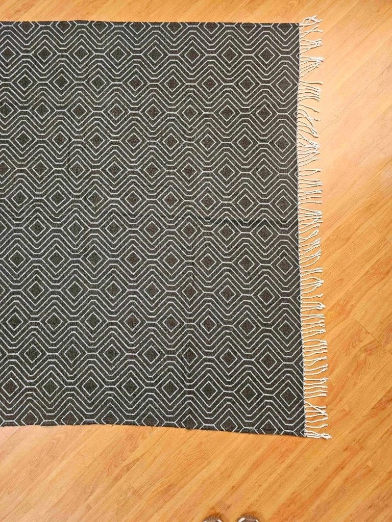 Woonkleed grijs 165/150 cm, Djt@dejuistetoon.eu, Ophalen of Verzenden, Zo goed als nieuw, Mon Plaisir 19, Etten-Leur, Netherlands