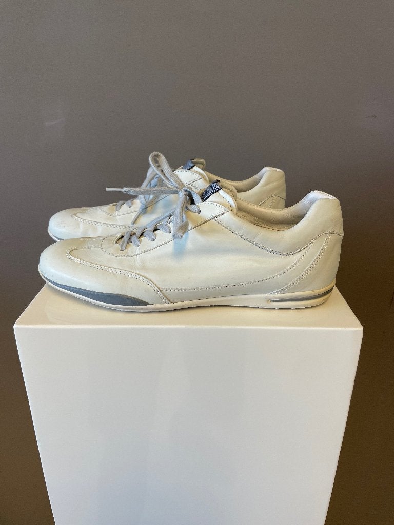 Tod's witte vetersneakers - Maat 41 (7,5), Kleding | Dames, Schoenen, Wit, Ophalen of Verzenden, Sneakers of Gympen, Gedragen