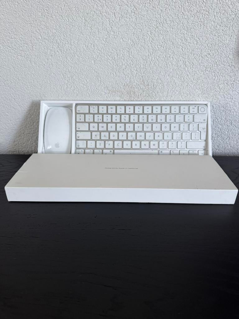 Complete set: Apple Magic Keyboard met en Apple magic Muis, Computers en Software, Toetsenborden, Toetsenbord en muis-set, Ophalen of Verzenden