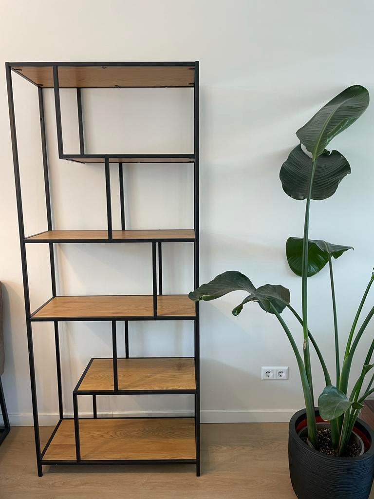 Kast met Zwart Metalen Frame en Houten Planken, Huis en Inrichting, Kasten | Wandmeubels, Met plank(en), Gebruikt, Ophalen of Verzenden