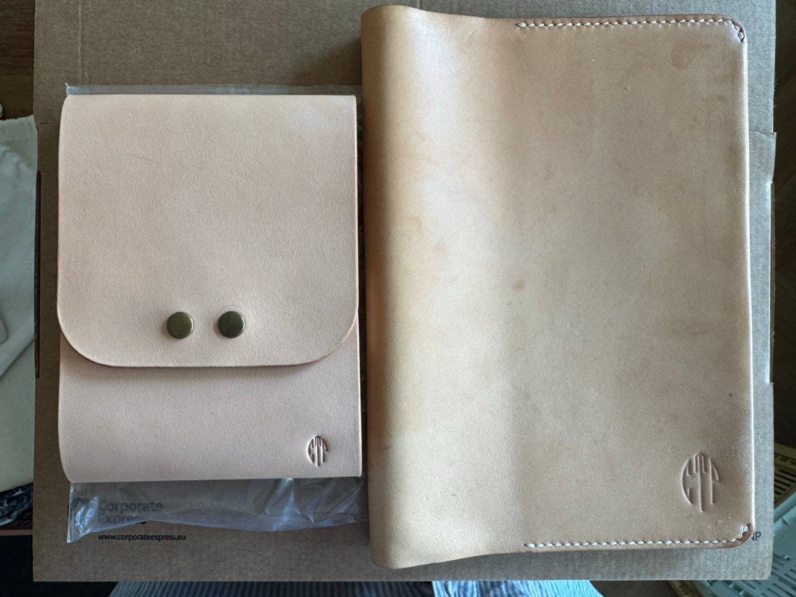 Lederen pennenetui en A5 Hobonichi planner cover, Ophalen of Verzenden, Zo goed als nieuw, Balpen, Overige merken