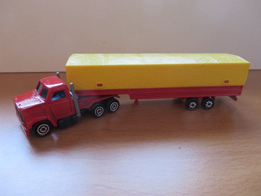 Majorette Truck en Trailer, Ophalen of Verzenden, Zo goed als nieuw, Bus of Vrachtwagen