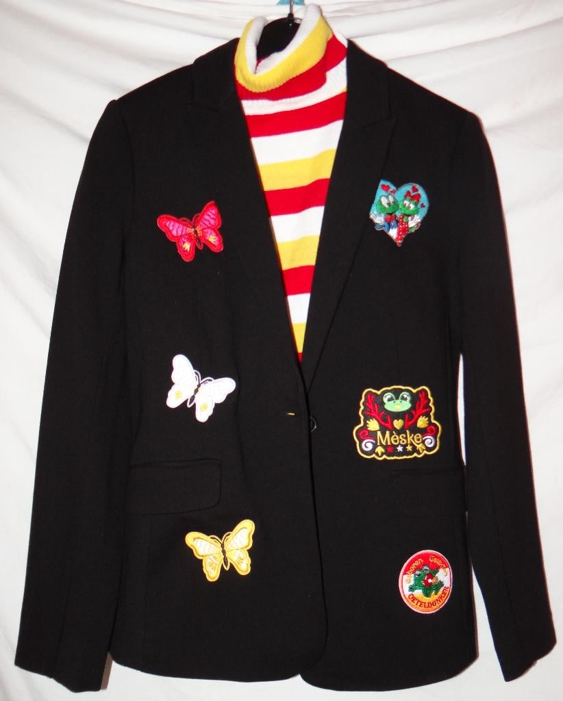 Leuk zwart OETELDONK/DEN BOSCH jas met emblemen + coltrui (I, Ophalen, Carnaval, Kleding, Maat 36 (S)