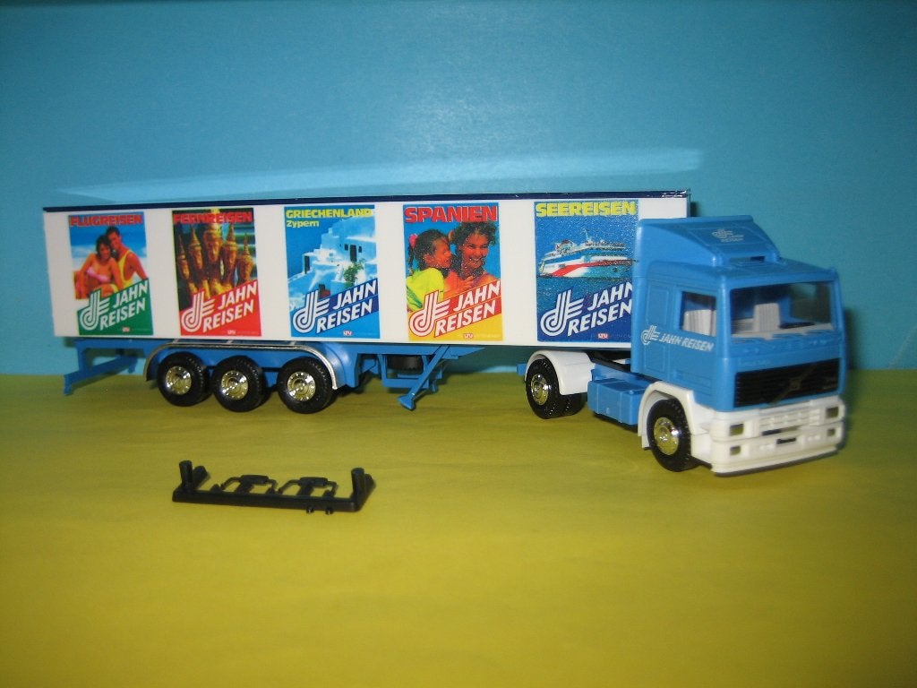 Jahn-Reisen  VOLVO  F-12 met oplegger  Herpa/Albedo, Ophalen of Verzenden, Nieuw, Bus of Vrachtwagen, Herpa