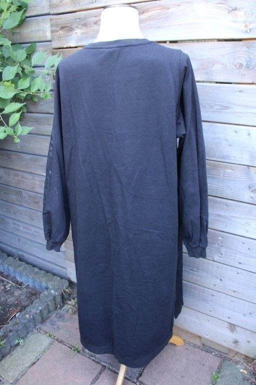 Jurk zwart Zhenzi mt M (46/48) Vaste prijs, Zhenzi, Zwart, Maat 46/48 (XL) of groter, Ophalen of Verzenden