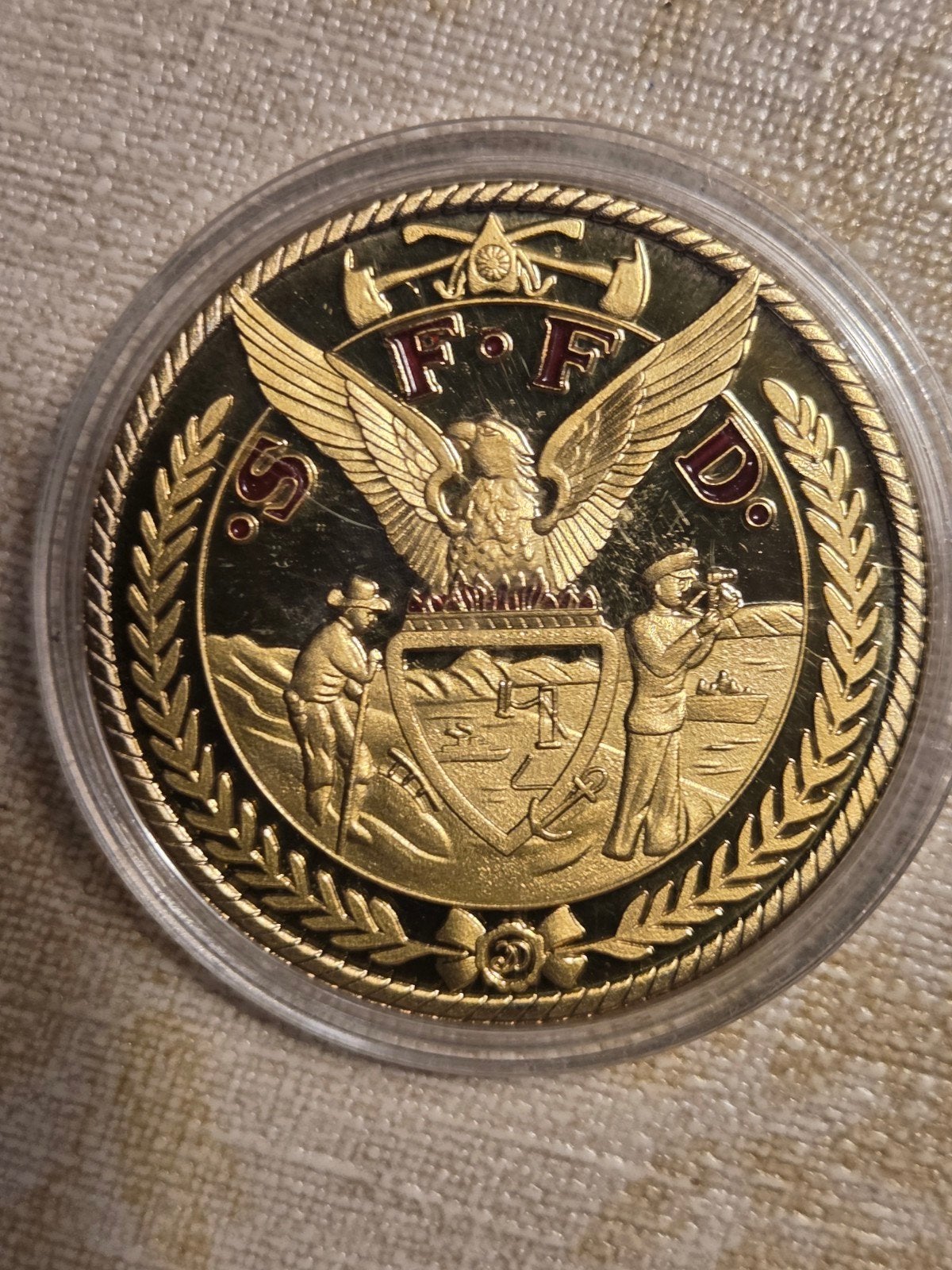 St. Florian Brandweer Herdenkingsmunt - Goudkleurig, Postzegels en Munten, Ophalen of Verzenden