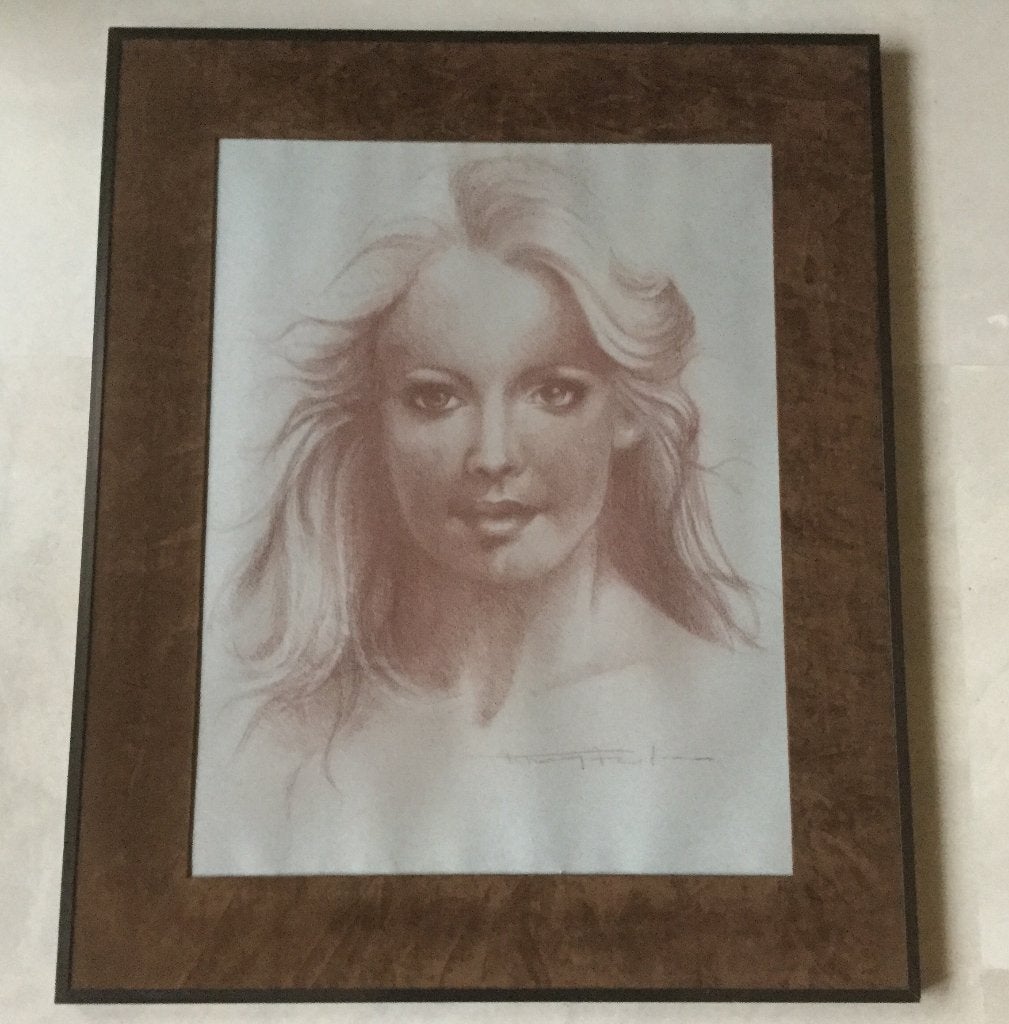 Vintage pastelkrijttekening portret jongedame gesigneerd, Antiek en Kunst, Verzenden, Gesigneerd, Pastel