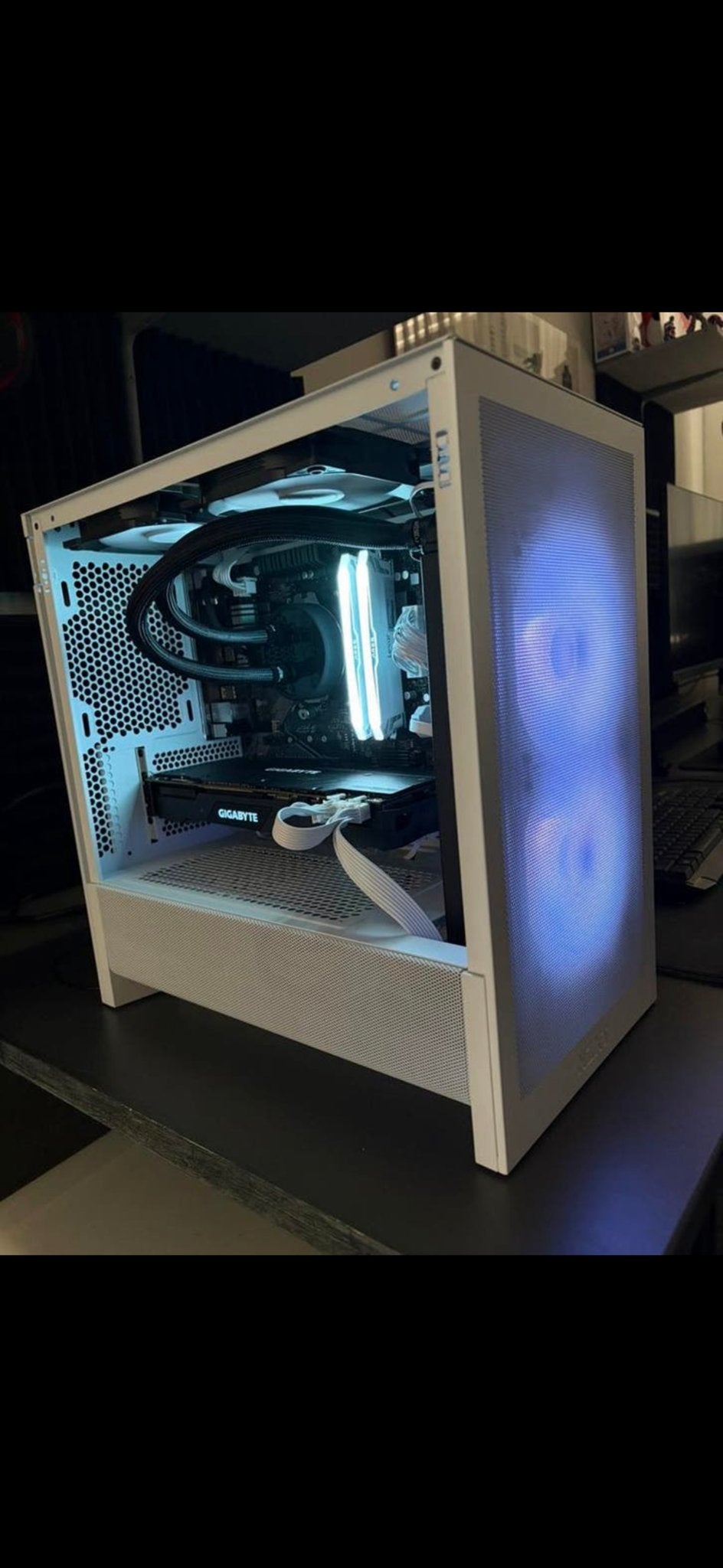 Gaming PC - Ryzen 7 2700X, RTX 2070, Ophalen of Verzenden, Zo goed als nieuw, Gaming, SSD
