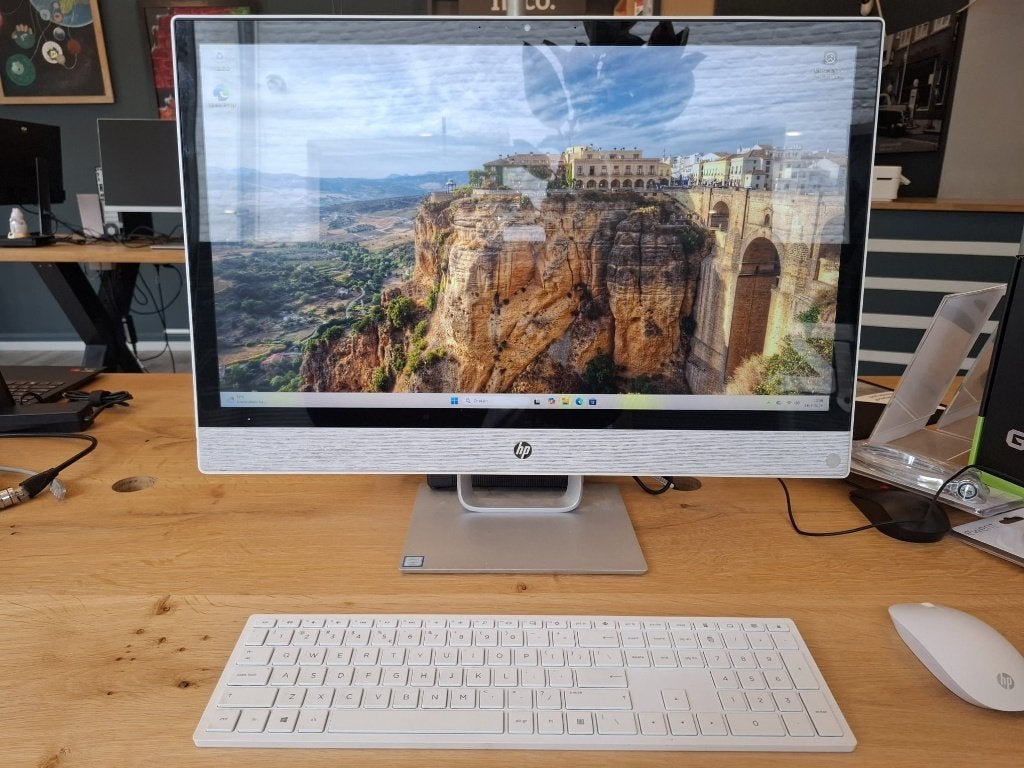 HP All-in-One PC, Computers en Software, Desktop Pc's, Ophalen of Verzenden, SSD