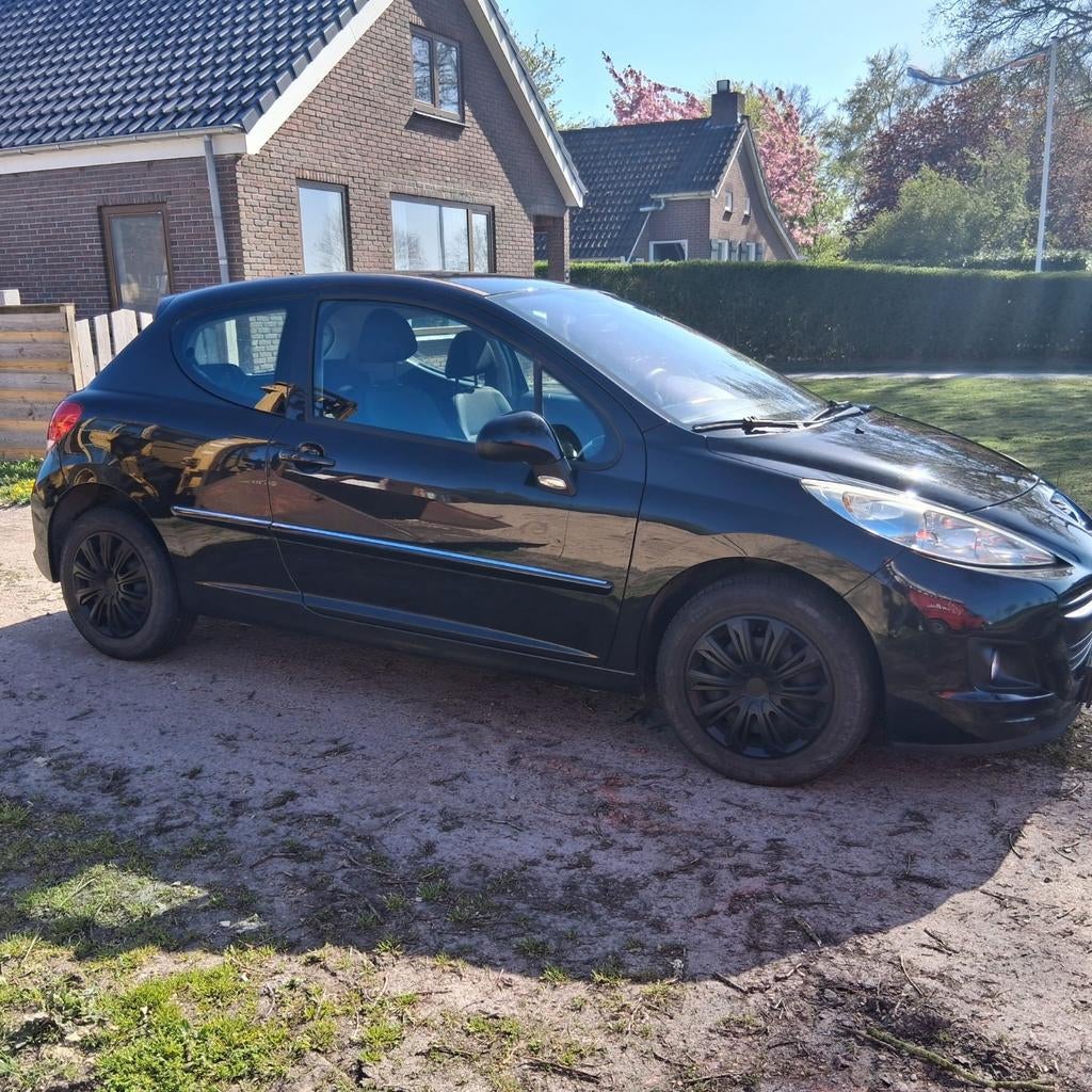 Peugeot 207 1.4 VTI 16V 3DRS 2011 Zwart, Voorwielaandrijving, Stof, Origineel Nederlands, Handgeschakeld