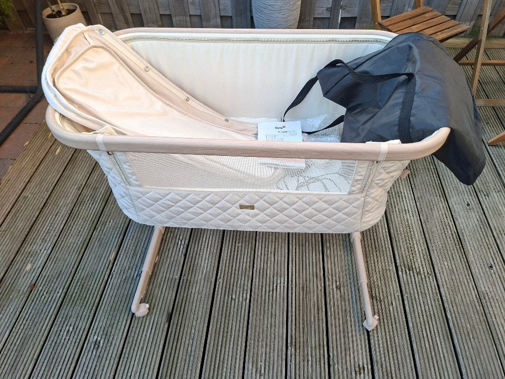 Qute Q-Wiggle Electric co-sleeper, Ophalen, Hoogslaper of Stapelbed, Zo goed als nieuw, Minder dan 140 cm