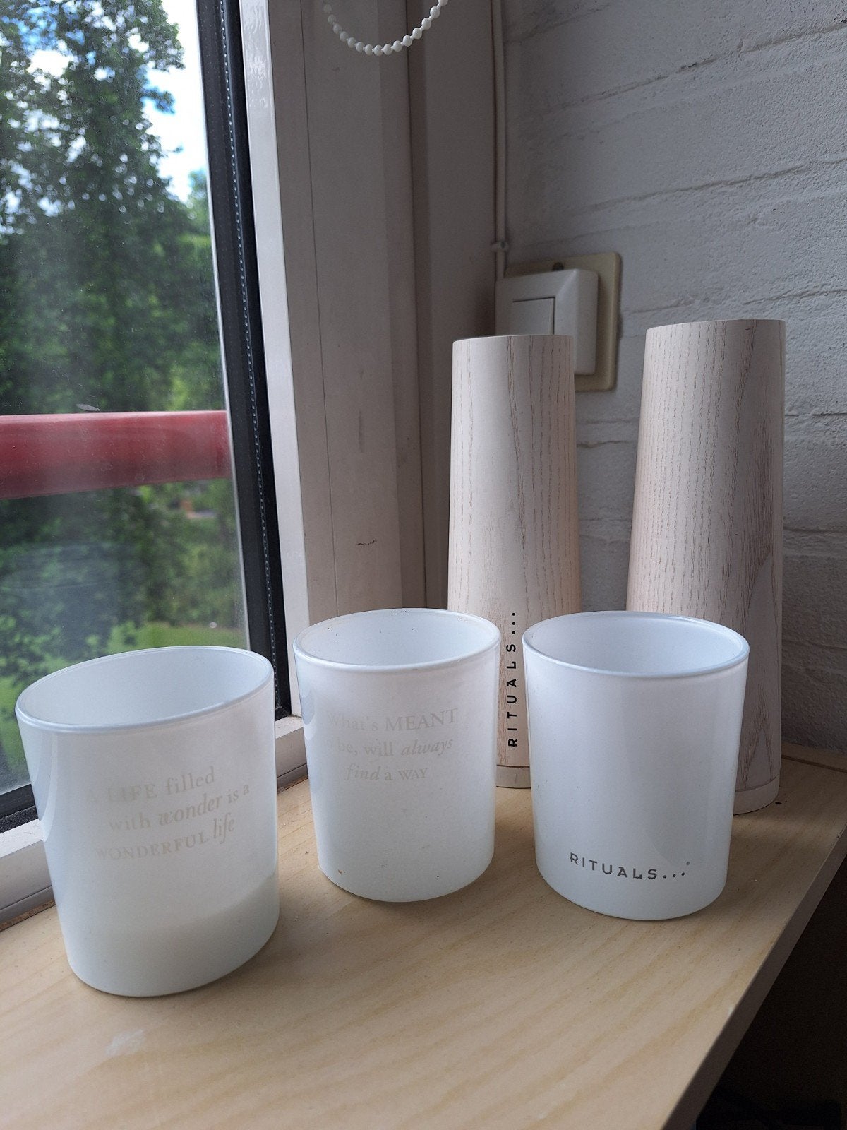 Rituals kaarsglazen en geurstickhouders (5 stuks), Ophalen of Verzenden, Gebruikt, Wit, Glas