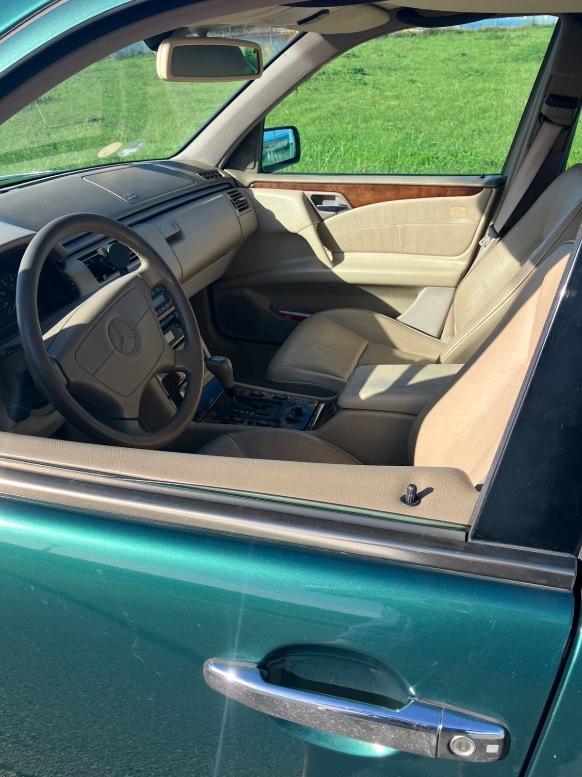 Mercedes-Benz E-Klasse 2.4 E240 Sedan Elegance AUT 1998, foto 9