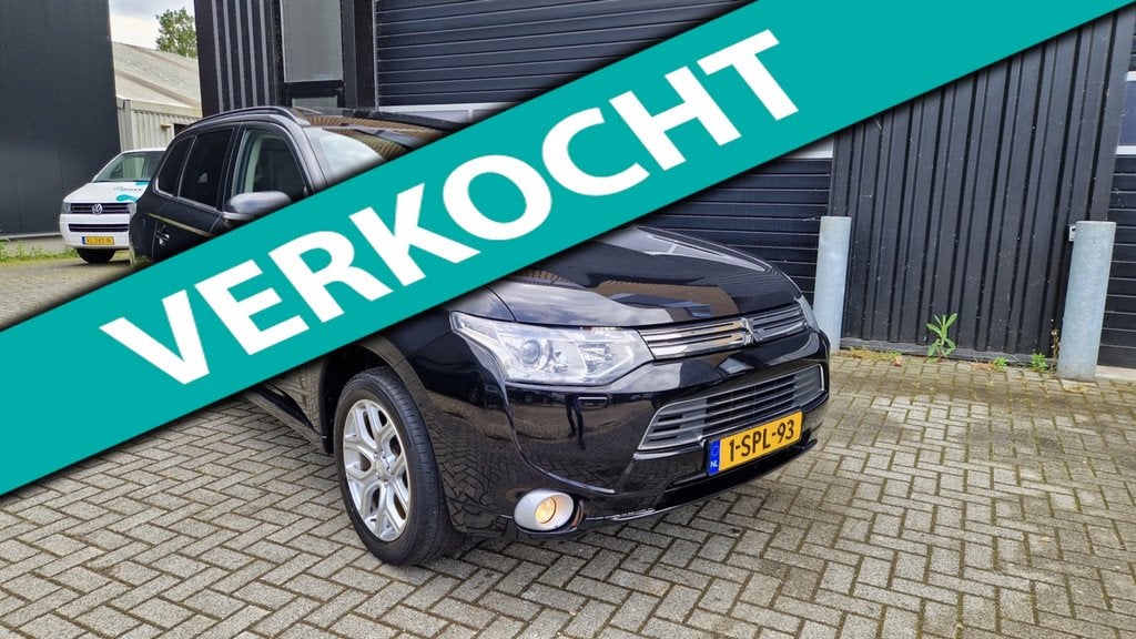 Mitsubishi Outlander 2.0 PHEV Instyle Leder/Navi/Opendak, Zwart, 4 cilinders, Zwart, Vierwielaandrijving