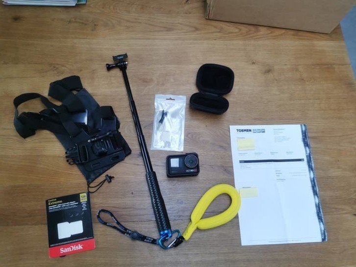 DJI Osmo Action 5 Pro Combo met accessoires en garantie, Ophalen, Zo goed als nieuw, Overige merken