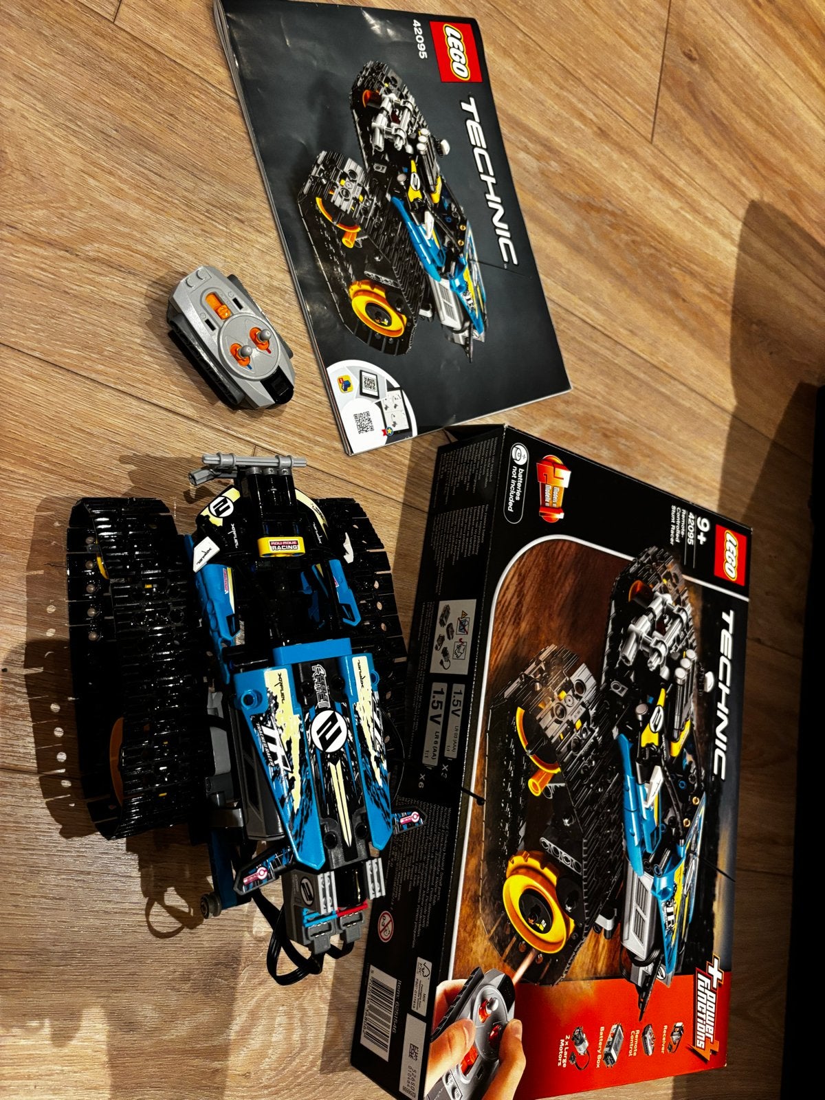 9907) LEGO Technic 42095 RC Racer met afstandsbediening, Lego, Ophalen of Verzenden, Zo goed als nieuw, Technic