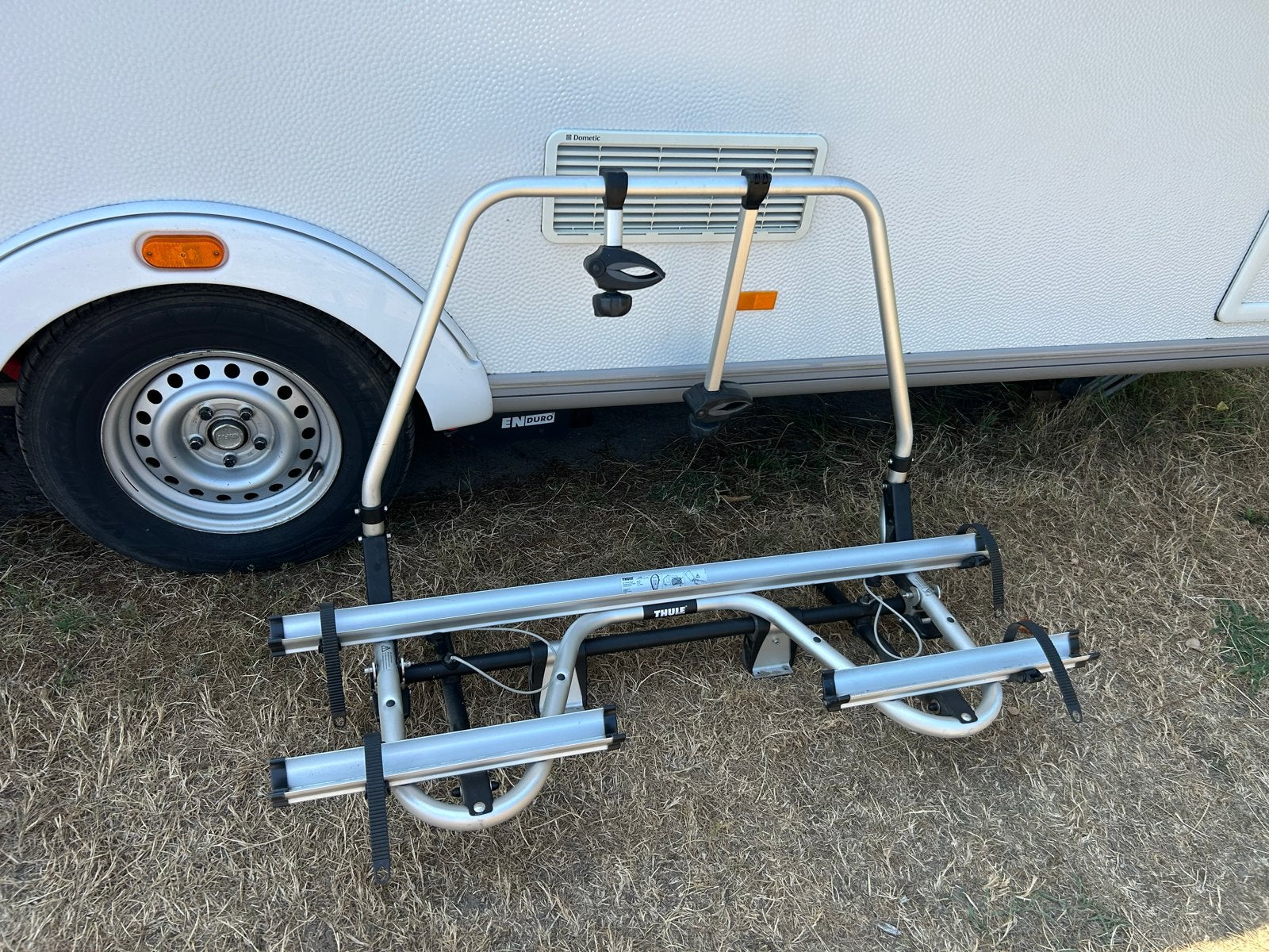Thule Caravan Superb kantelbare fietsendrager dissel, Ophalen, Gebruikt
