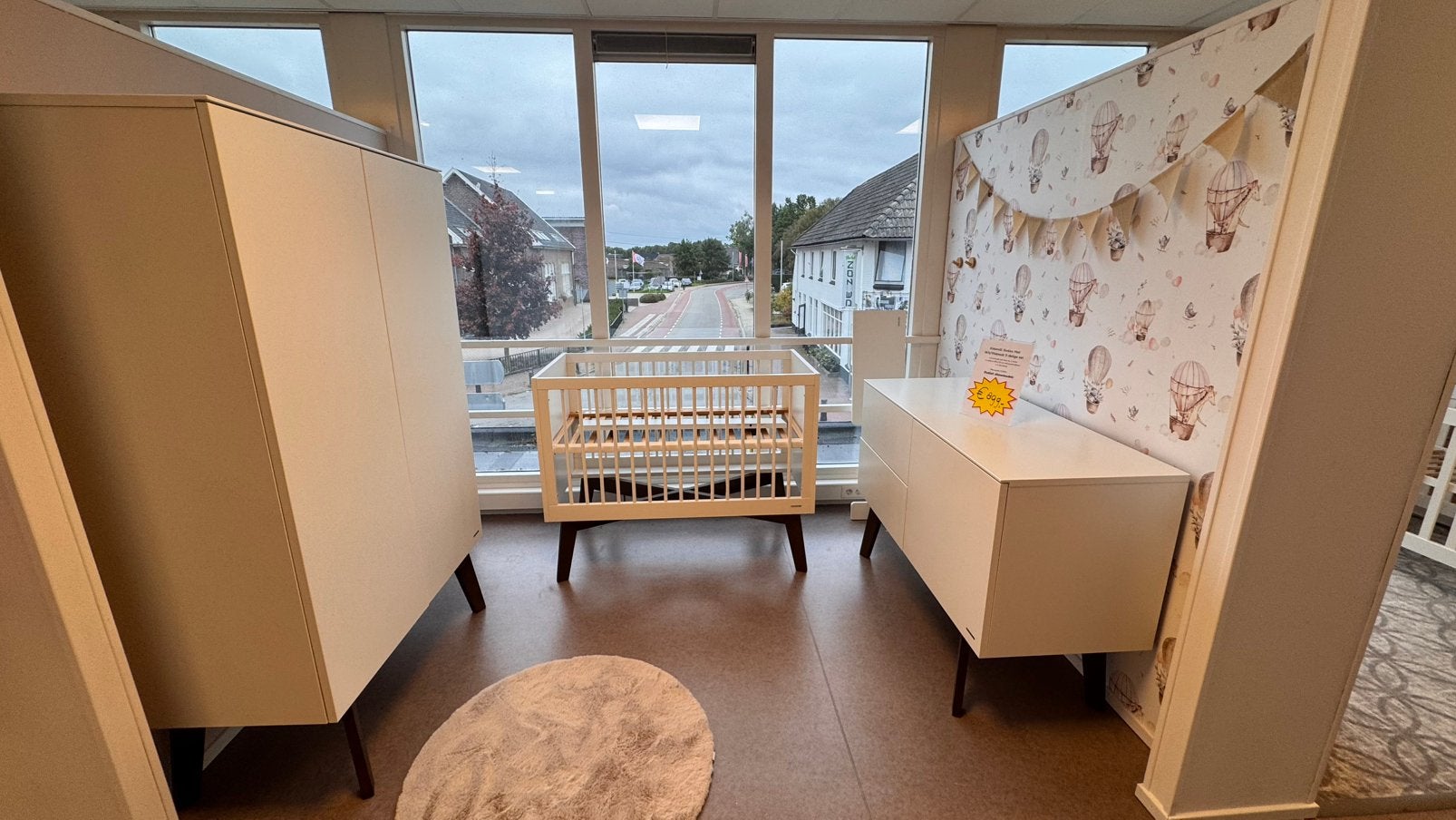 Baby Kamer Kidsmil3-delig wit walnoot+wandplank  BABY OUTLET, Ophalen, Nieuw, Baby Outlet, Schoonenburgseweg 1 Overasselt