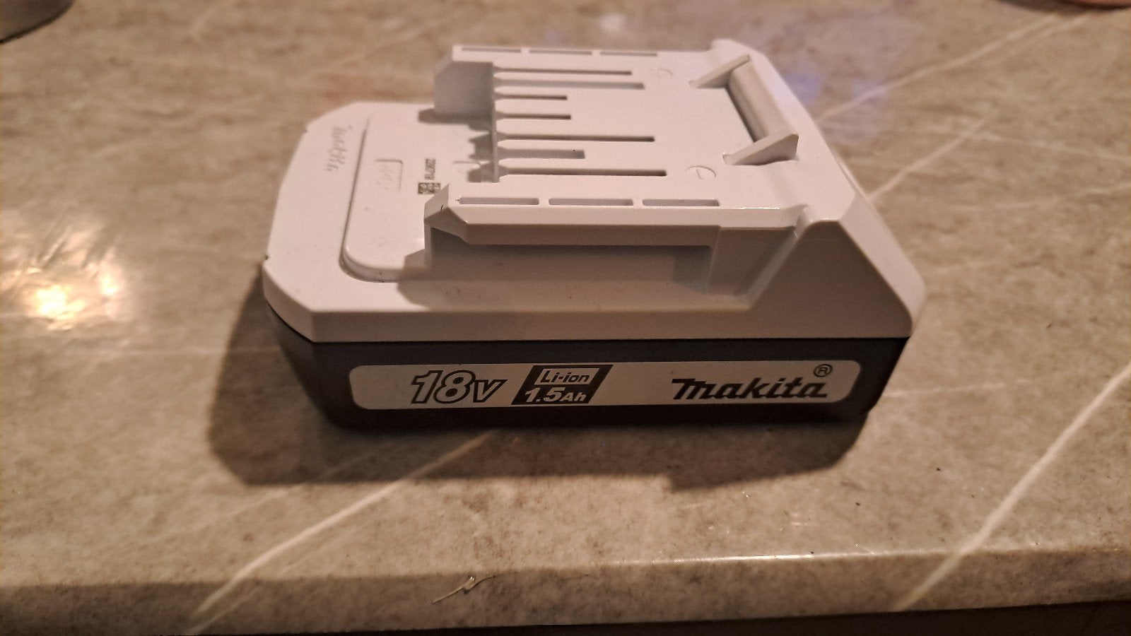 Makita BL1815G 18V 1.5Ah Li-ion Accu, Ophalen of Verzenden, Zo goed als nieuw