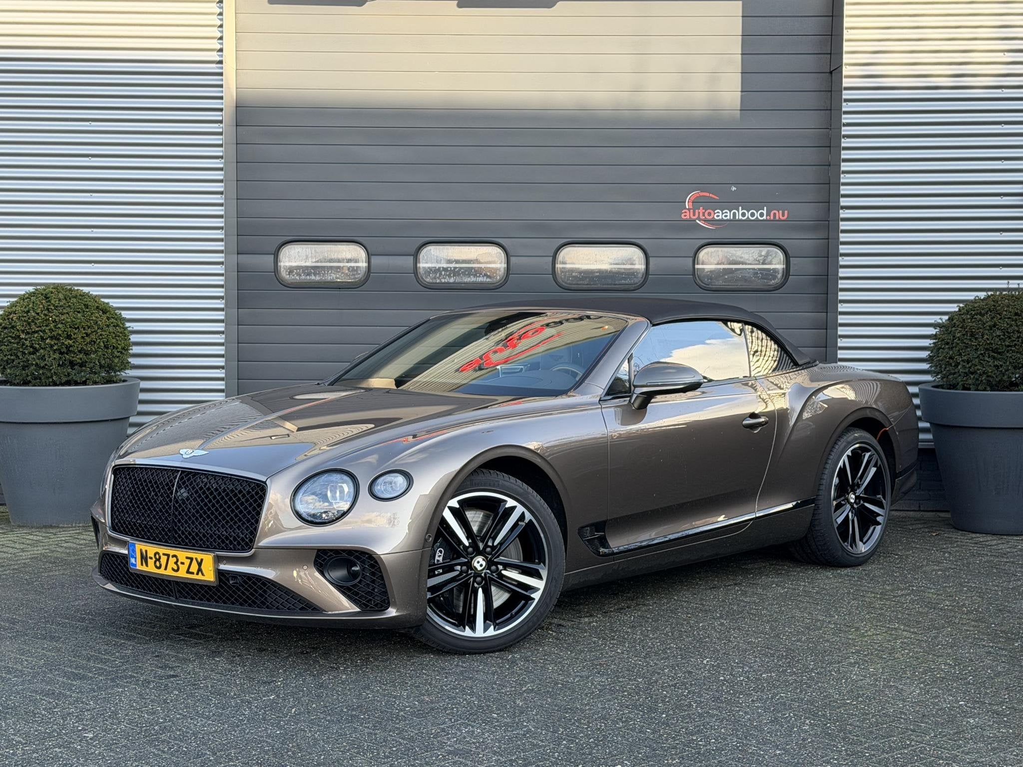 Bentley Continental GTC 6.0 W12 New Bentley Service | 360* C, Auto's, Automaat, Gebruikt, Euro 6, 4 stoelen