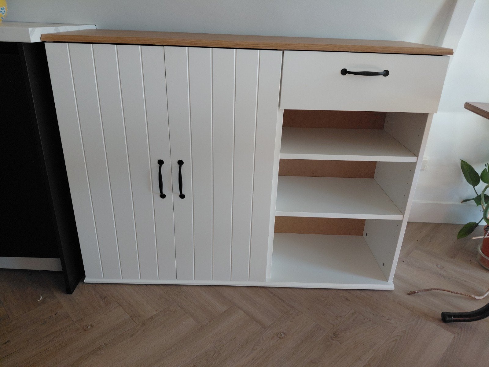 Skruvby ikea buffetkast, Ophalen, Zo goed als nieuw, 25 tot 50 cm