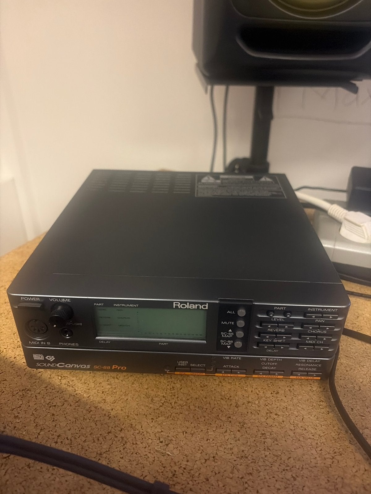 Roland Sound Canvas SC-88 Pro MIDI Sound Module, Ophalen of Verzenden, Gebruikt, Roland