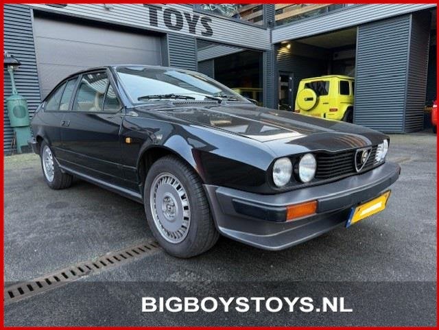 Alfa Romeo GTV 2.0, Metallic lak, Achterwielaandrijving, Beige, 1962 cc