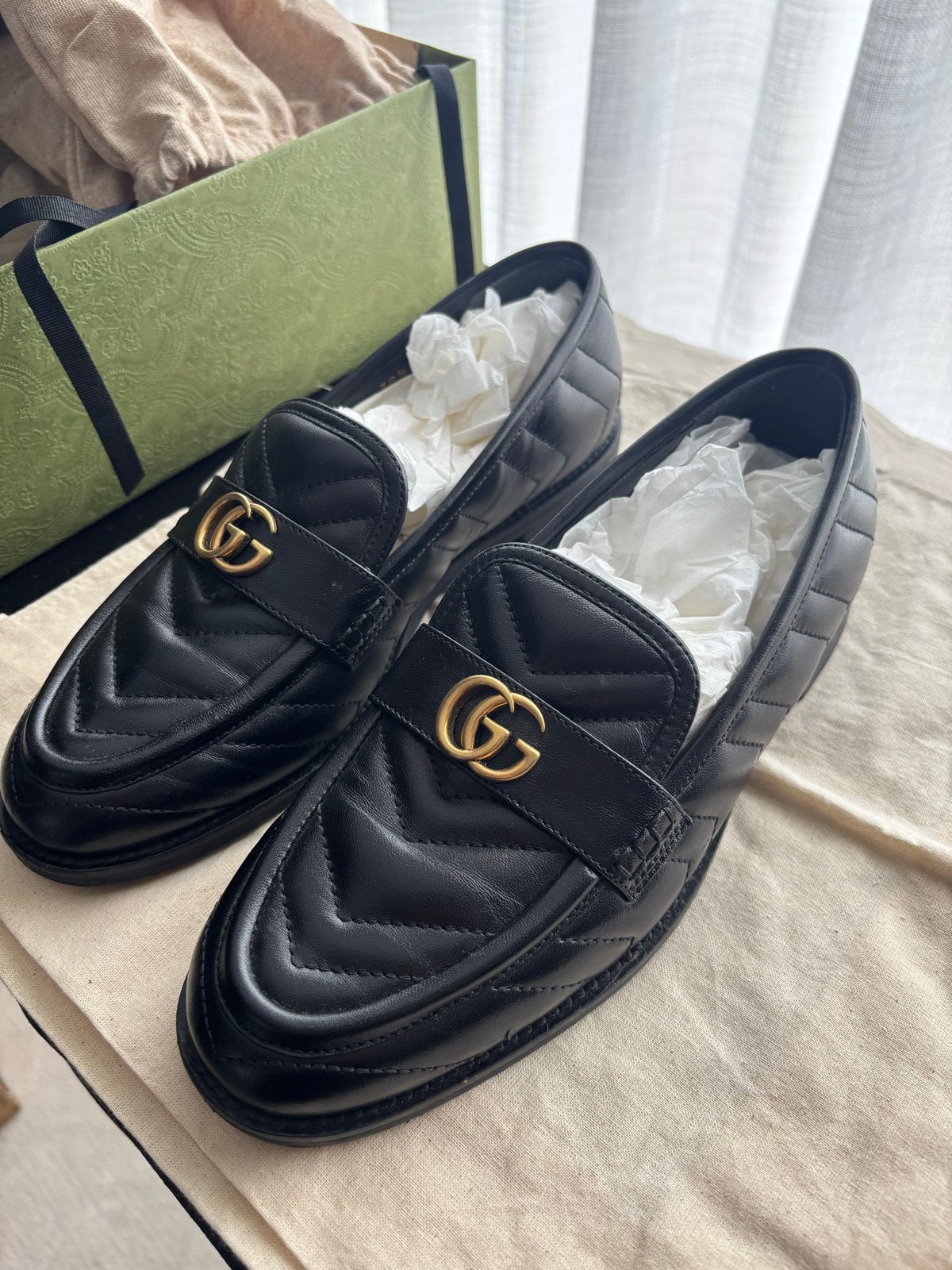 Originele Gucci Marmont Matelassé Loafers, Ophalen of Verzenden, Zo goed als nieuw, Zwart, Instappers