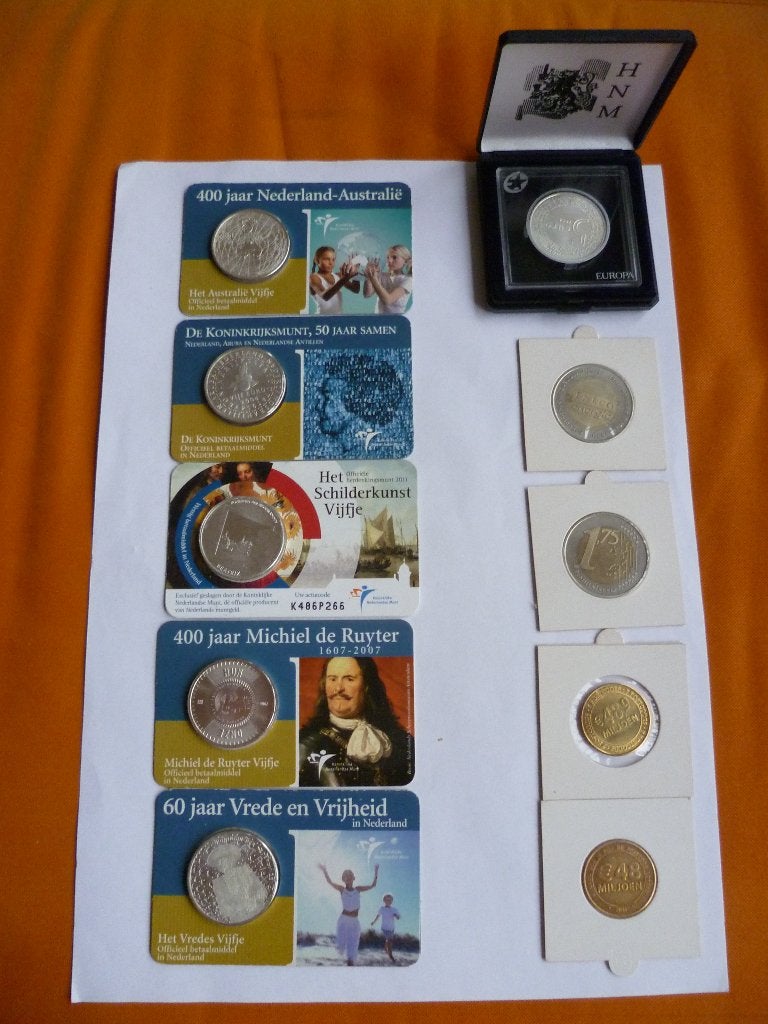 6X ZILVEREN HERDENKINGSMUNTEN EN 5 PENNINGEN IN NIEUWSTAAT, Postzegels en Munten, Munten | Nederland, Koningin Beatrix, Zilver