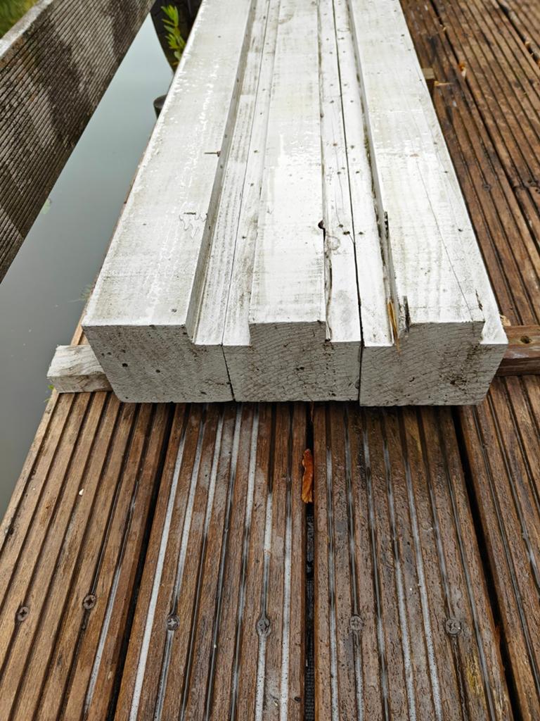 Douglas balken 12x12 cm, gebeitst, met sleuven en ijzers, Ophalen, Gebruikt, 200 tot 250 cm, 50 mm of meer