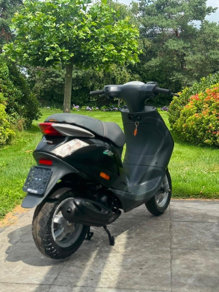 ⭐️Piaggio zip 2 takt 50cc Brom Glans zwart 11515 km⭐️, Fietsen en Brommers, Scooters | Piaggio, Niet ingevuld, Niet ingevuld, Niet ingevuld