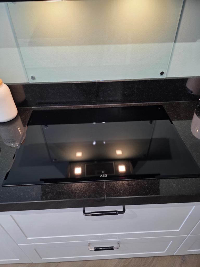 AEG inductie kookplaat met afzuigkap Hob2Hood, Witgoed en Apparatuur, Afzuigkappen, Ophalen, Zo goed als nieuw, Inbouw, Overige typen