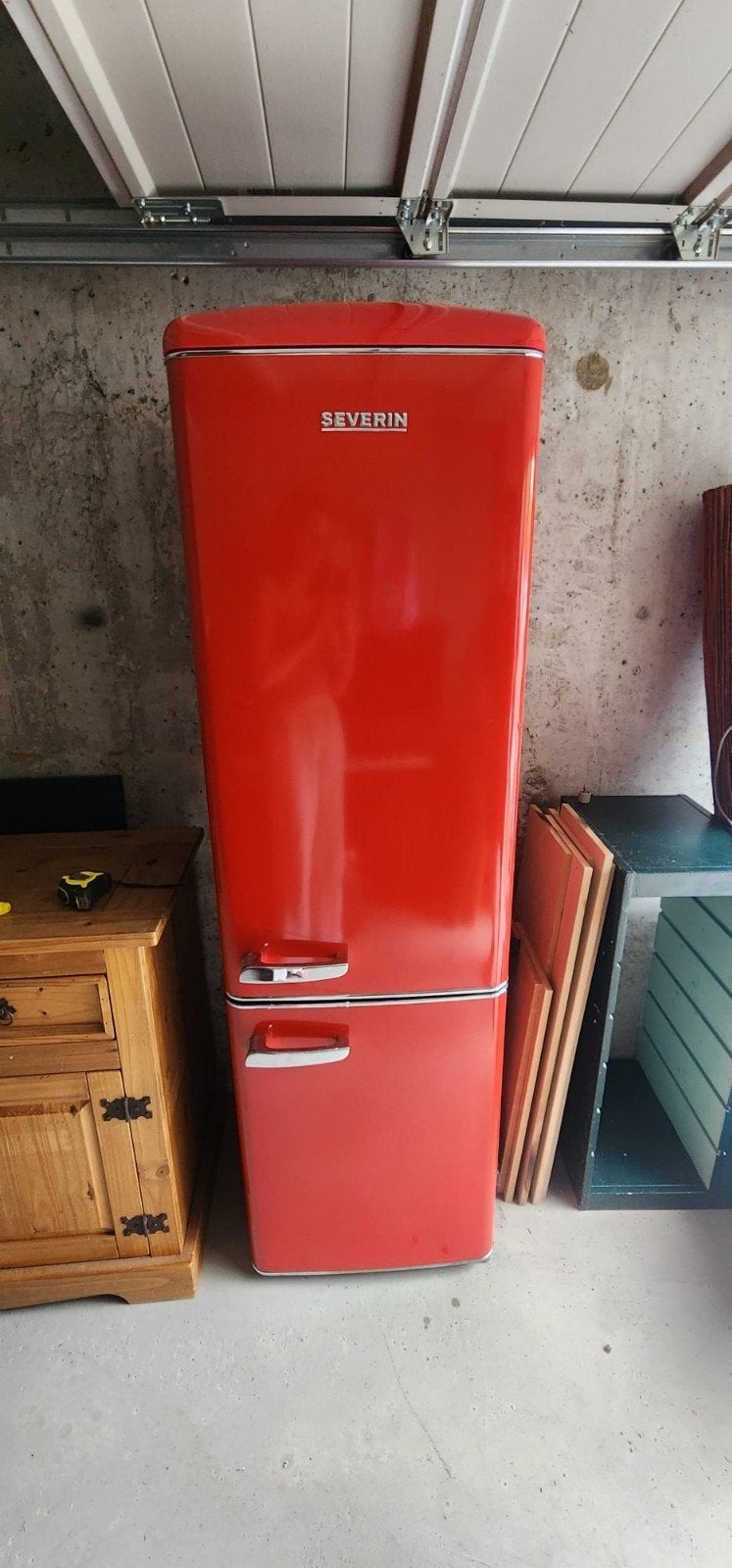 Severin Retro Koelkast met Vriezer - Rood, Ophalen, Gebruikt, 200 liter of meer, 60 cm of meer