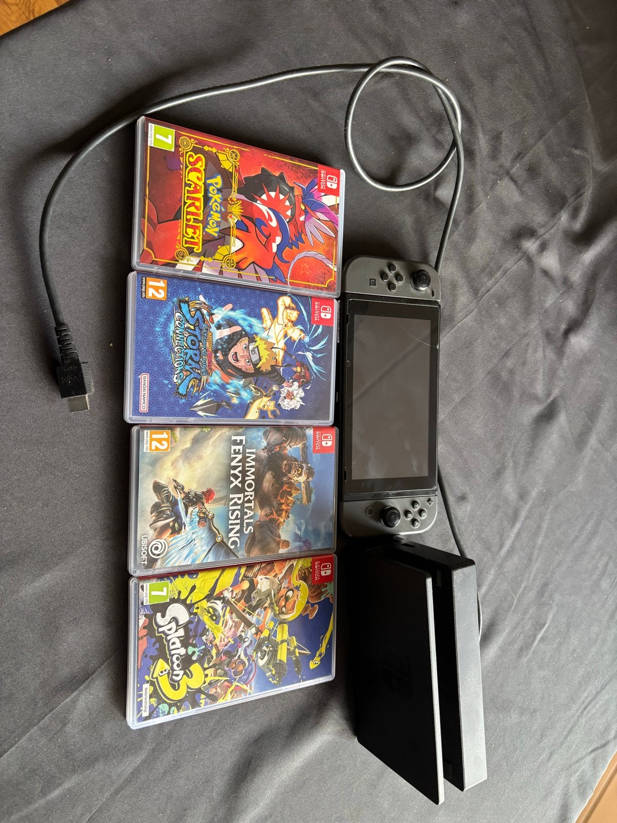Nintendo Switch met 4 games, Met 2 controllers, Ophalen of Verzenden, Switch Original, Gebruikt
