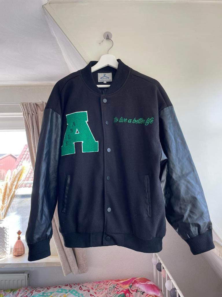 Baseball zwart met groen maat M, Ophalen of Verzenden, Zo goed als nieuw, Maat 38/40 (M), Zwart