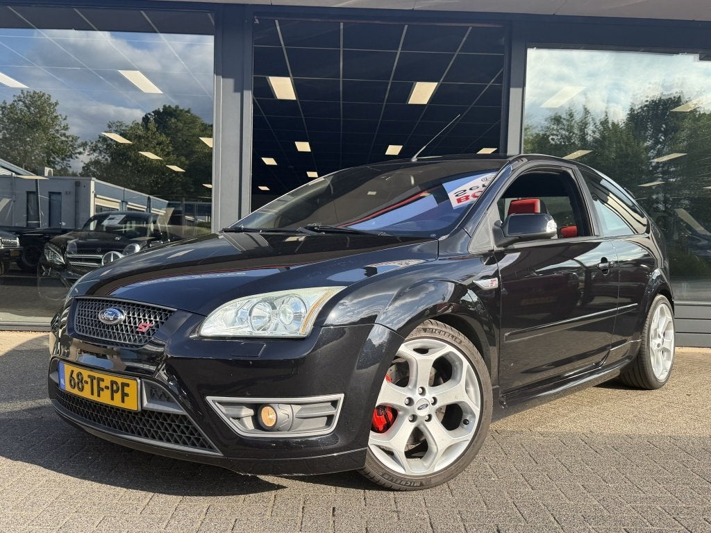 Ford Focus 2.5-20V ST (bj 2006), Auto's, Gebruikt, Bedrijf, Handgeschakeld, 1292 kg